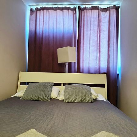 Coser Apartamenty Grzybowska Varsavia Esterno foto